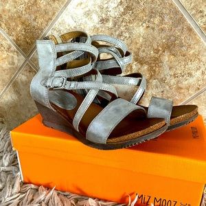 Miz Mooz Shay gladiator sandal size 37 khaki multi